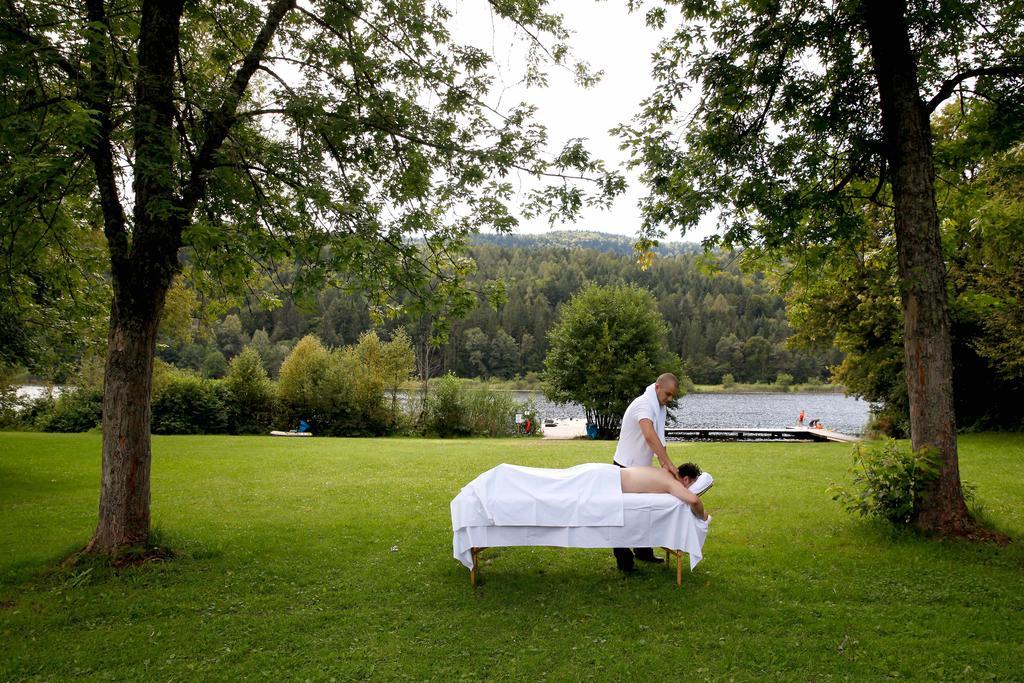 Sonnenhotel Hafnersee Keutschach am See Exteriör bild