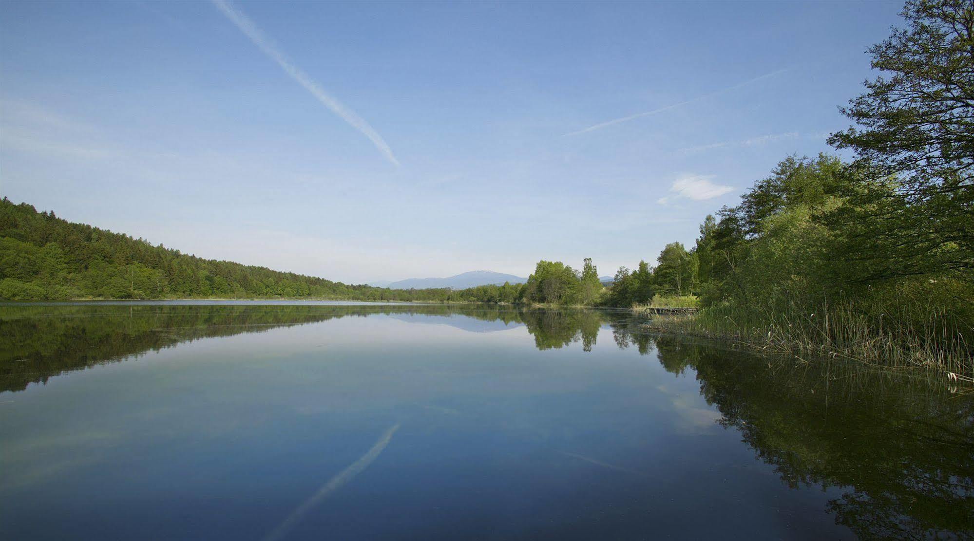 Sonnenhotel Hafnersee Keutschach am See Exteriör bild